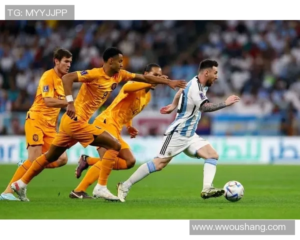 足球明星精彩瞬间高清步伐展示让你感受运动的魅力与激情