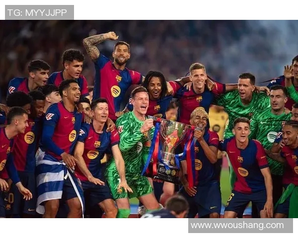 顶级足球明星齐聚盛典展现风采与魅力引发全球关注与热议